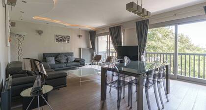 Charming Apartment With Balcony 3br/6p - Deauville