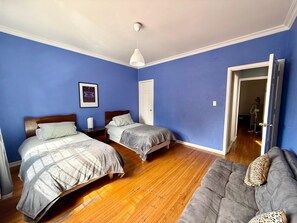 Room - Central House with 5 Bedrooms & Double Garage (Heroica Puebla de Zaragoza)