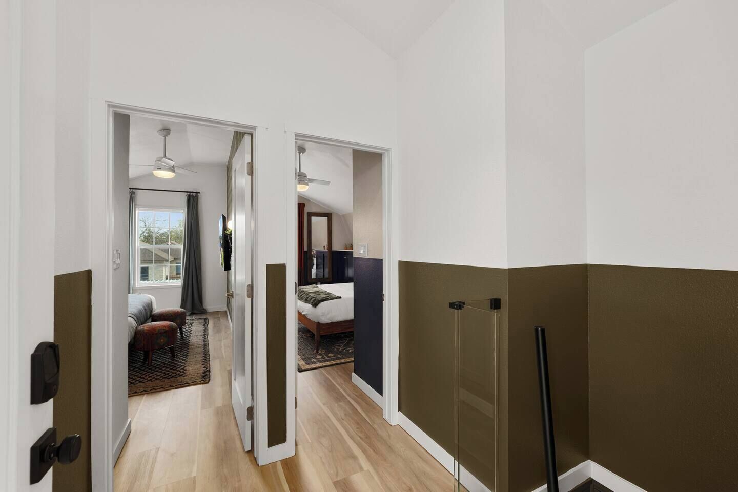 3 slaapkamers, een bureau, een strijkplank/strijkijzer, gratis wifi
