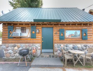 Cabin | Exterior - Yellowstone Inn (West Yellowstone)