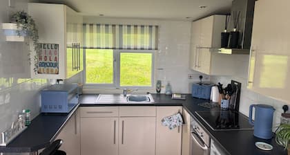 Seaside Cabin Retreat in Bideford