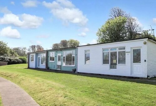 Seaside Cabin Retreat in Bideford