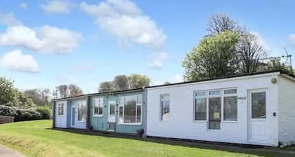 Seaside Cabin Retreat in Bideford
