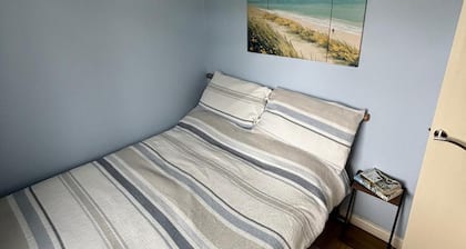 Seaside Cabin Retreat in Bideford