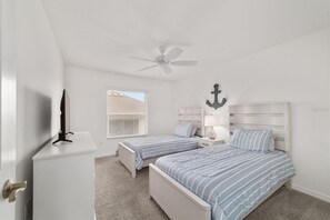 Unclassified image, 3 of 14, button - 3BR Near Brownwood Sq / Sumter Landing - Golf Cart Included - Pet Friendly (The Villages)