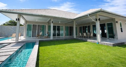 Nuum Thai 1 Private Pool Villa Walk to Beach 8 pax, 4 bath, 4 sleepingroom