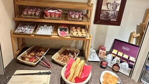 Petit déjeuner buffet