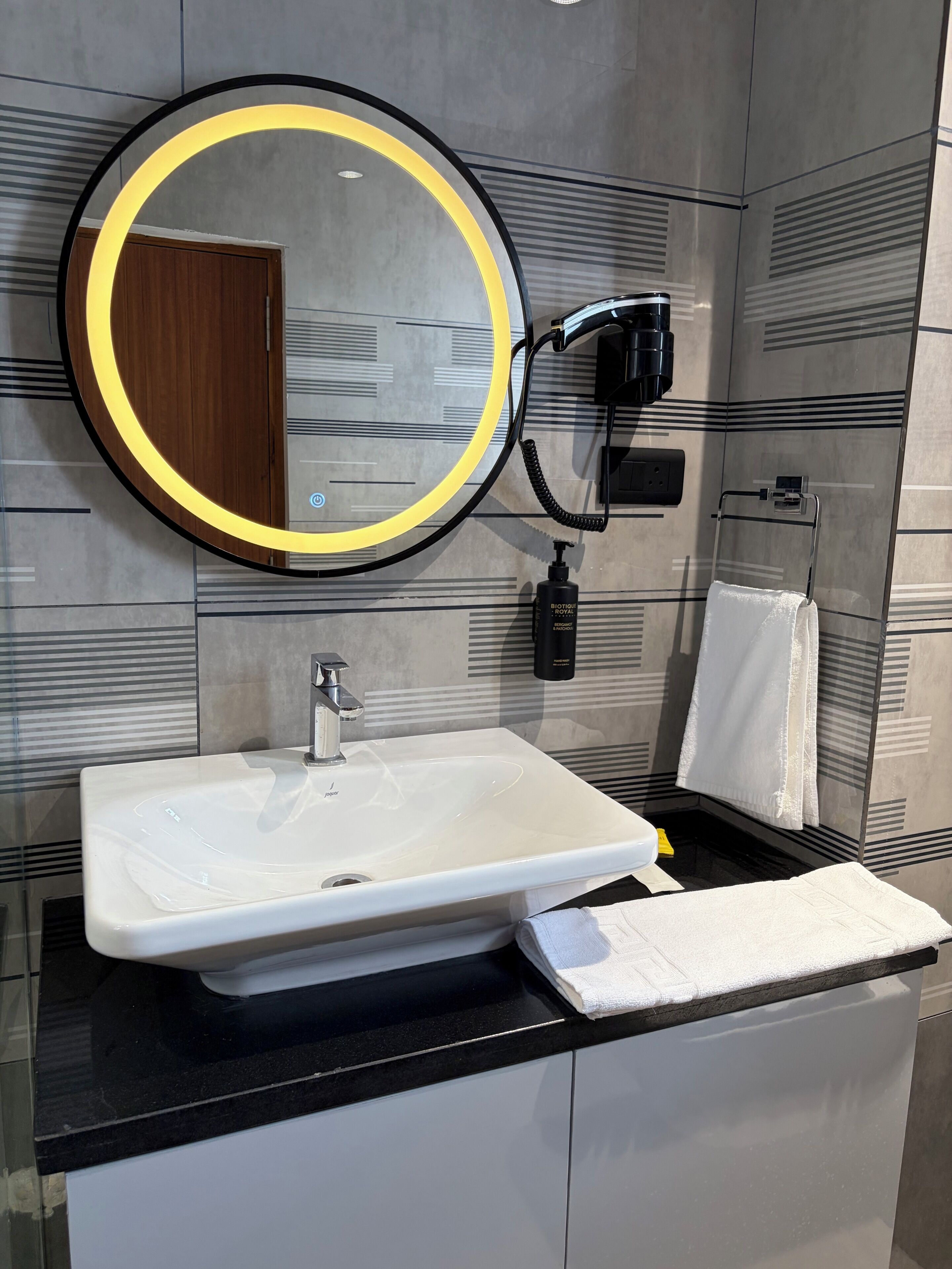 Standard Shared Dormitory, City View | Bathroom | Hair dryer, towels, soap, shampoo