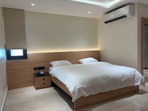 Comfort Double Room, City View - M Convention (Eluru)