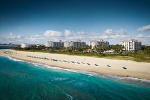 Beach towels - Marriott's Ocean Pointe 1 bedroom 12/13-12/17 (Palm Beach Shores)