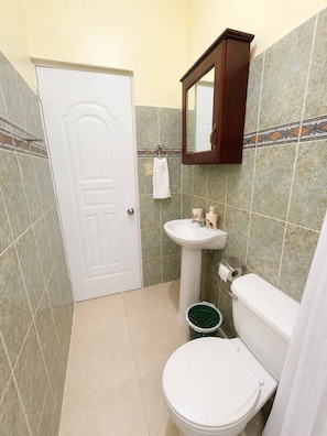 Towels, toilet paper - Brisa tropical Stay (Santo Domingo Este)