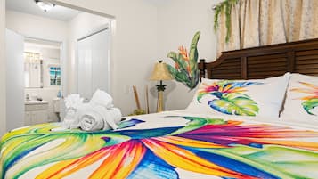 3 bedrooms, iron/ironing board, travel crib, WiFi (free)