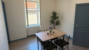 Uklassifisert bilde, 3 av 20, knapp