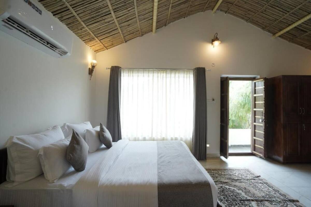 Villa, Garden View | Desk, WiFi (free)