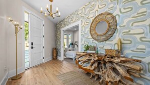 3 chambres, fer et planche à repasser, Wi-Fi, draps fournis
