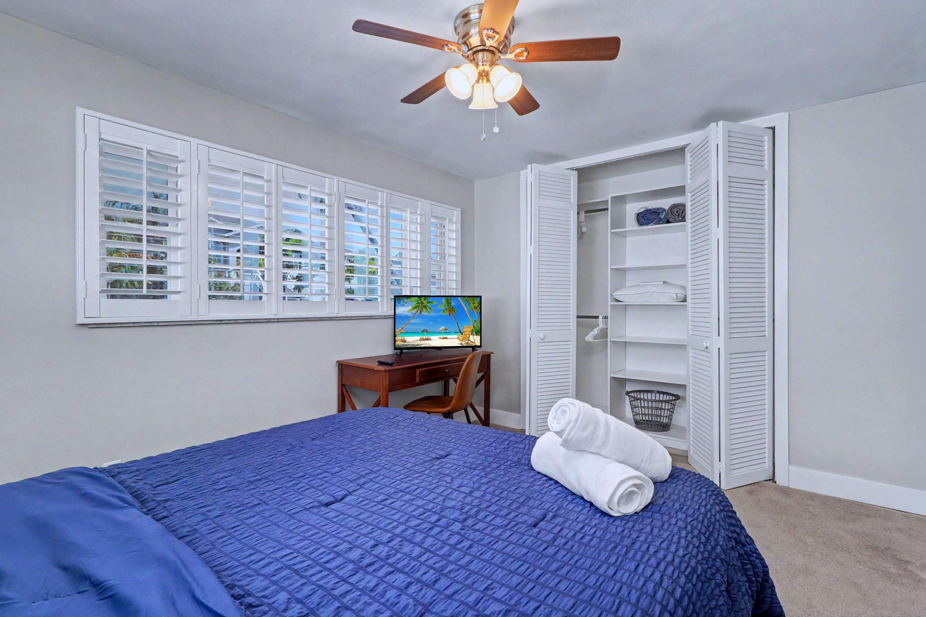 3 bedrooms, desk, iron/ironing board, WiFi