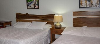 HOTEL LEON INN