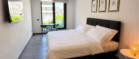 1 habitación, internet y ropa de cama