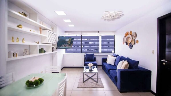 Interior - Lateral River View/ Serena Bay +Garage (Guayaquil)