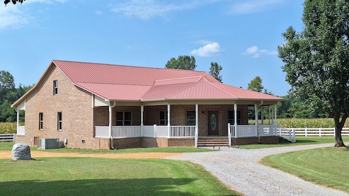 Spacious, secluded 4-bedroom house, just minutes from Reelfoot Lake State Park