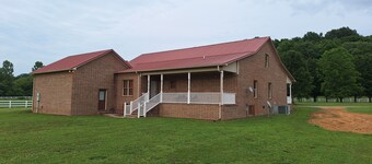 Spacious, secluded 4-bedroom house, just minutes from Reelfoot Lake State Park