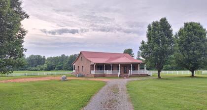 Spacious, secluded 4-bedroom house, just minutes from Reelfoot Lake State Park