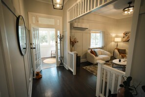 Foxman Cottage-9602 - The Foxman Cottage (Broke)