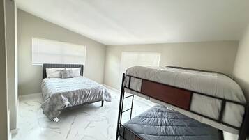 2 bedrooms, iron/ironing board, WiFi, bed sheets