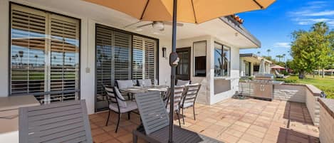 Outdoor dining