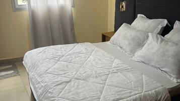 2 bedrooms, iron/ironing board, free WiFi, bed sheets
