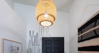 Fun 3-bedroom house in East Mesa