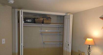 Cozy 2BR Home in Central Billings