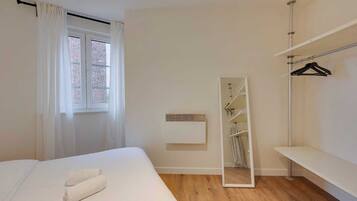 1 chambre, fer et planche à repasser, Wi-Fi gratuit