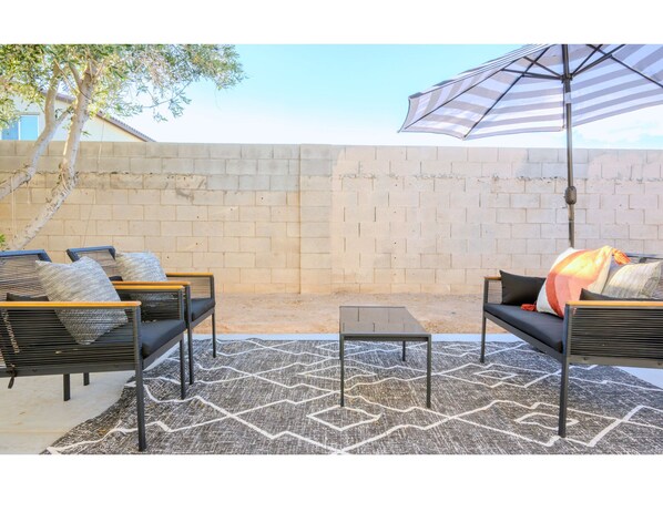 Terrace/patio - Spacious Las Vegas Retreat with Modern Comforts in a Convenient Location (Las Vegas)