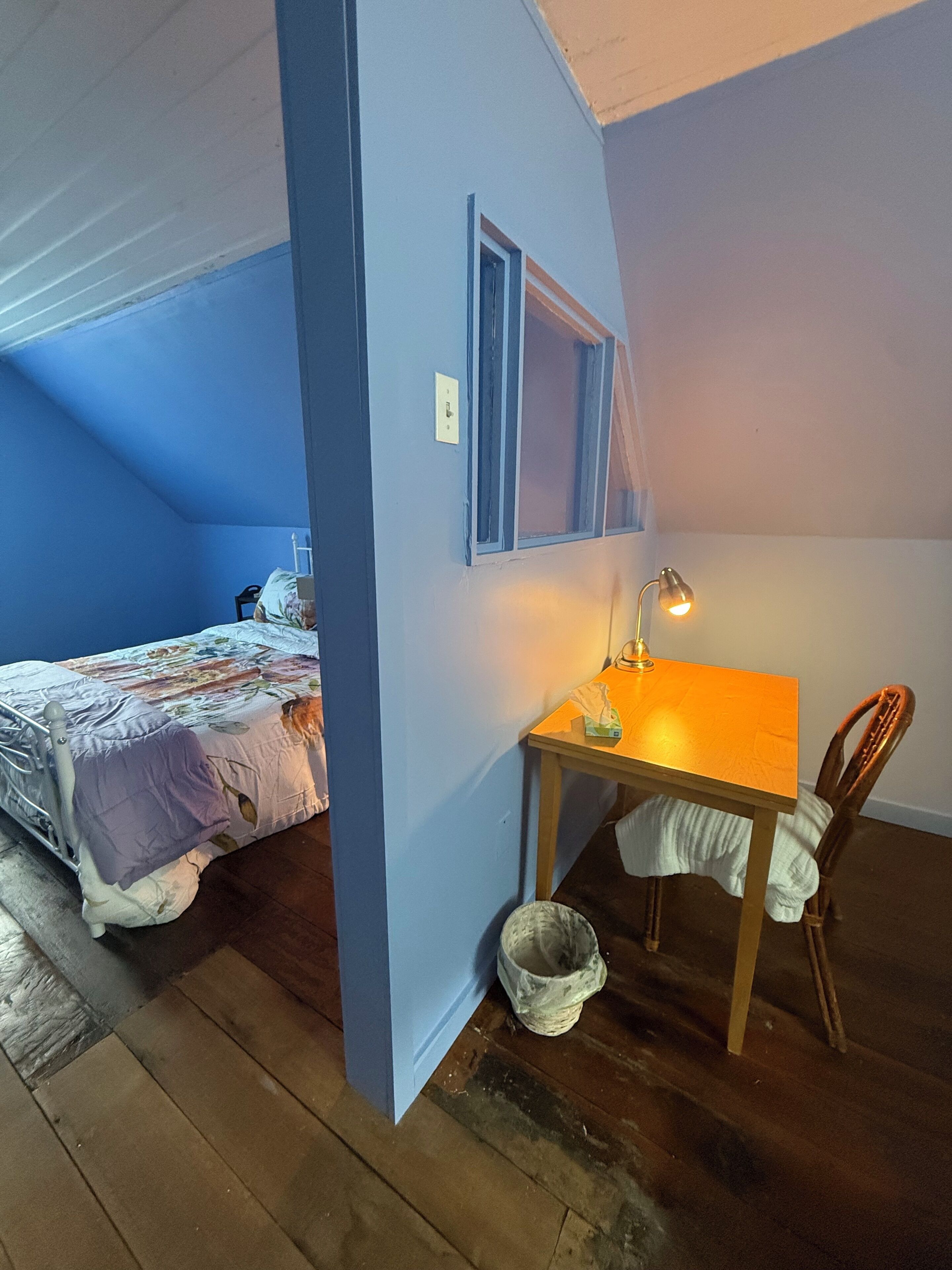 2 chambres, bureau, accès au Wi-Fi (inclus), literie fournie