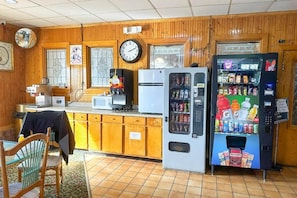 Dining - Super Inn And Suites (Milledgeville)