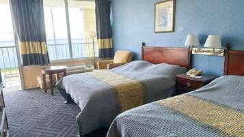 Double Room, Courtyard View | Desk, laptop workspace, iron/ironing board, WiFi (free)