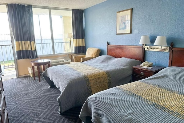 Double Room, Courtyard View | Desk, laptop workspace, iron/ironing board, WiFi (free) - Super Inn And Suites (Milledgeville)