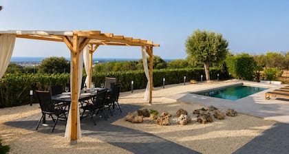 Leo's Sicilian House Private Pool • Sea View • Vacation Home Near Noto & Syracuse