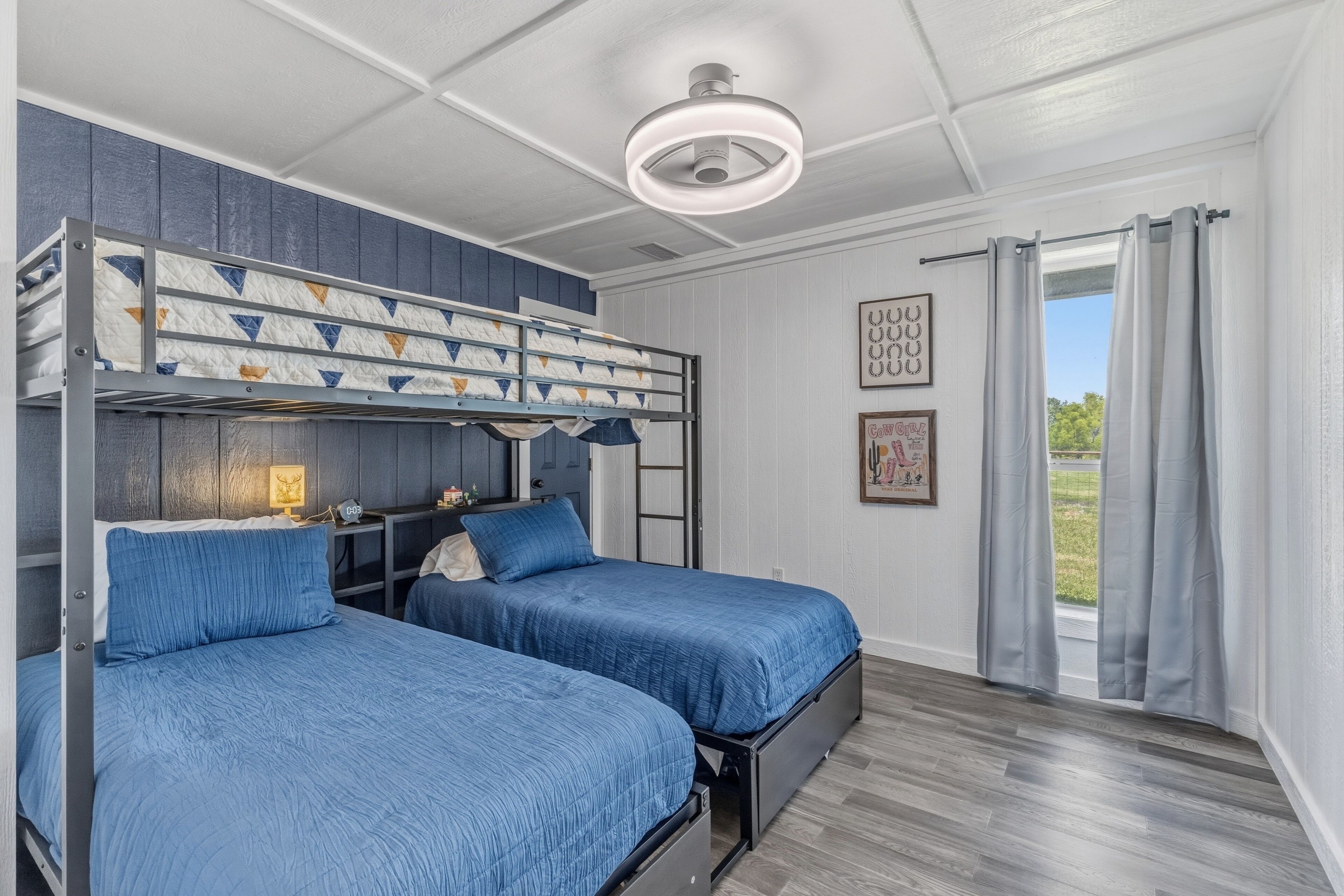 4 chambres, bureau, lit parapluie, Wi-Fi gratuit