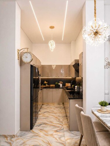 Gold Apartment NAAMABAY, just a short walk from the beach. FREE AIRPORT SHUTTLE