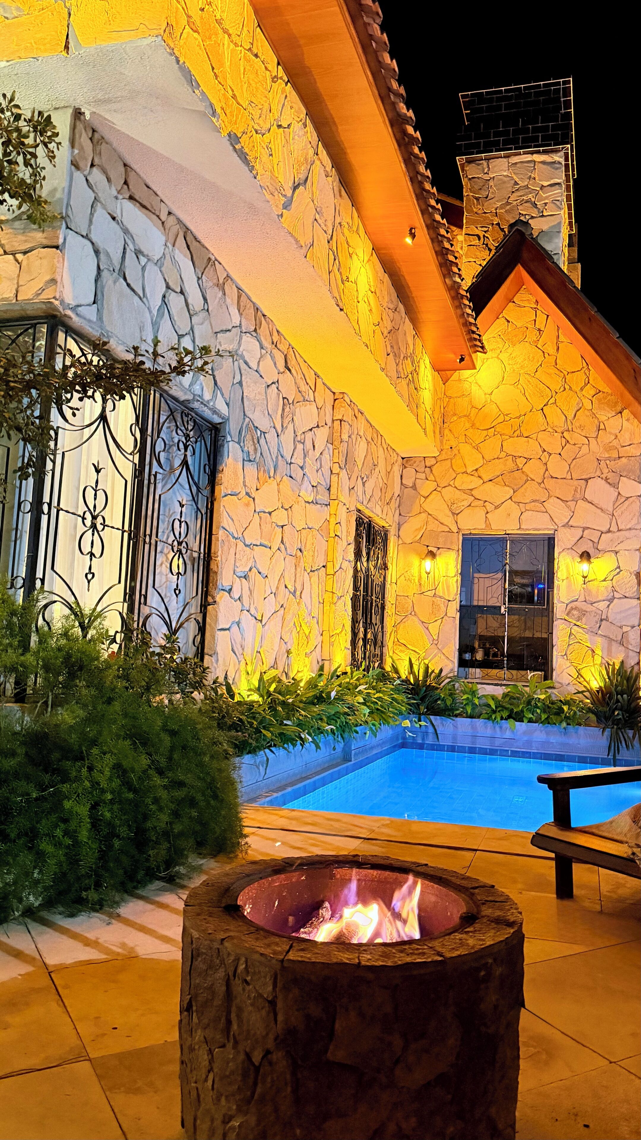 Deluxe-Chalet, Gartenblick | Pool | Außenpool