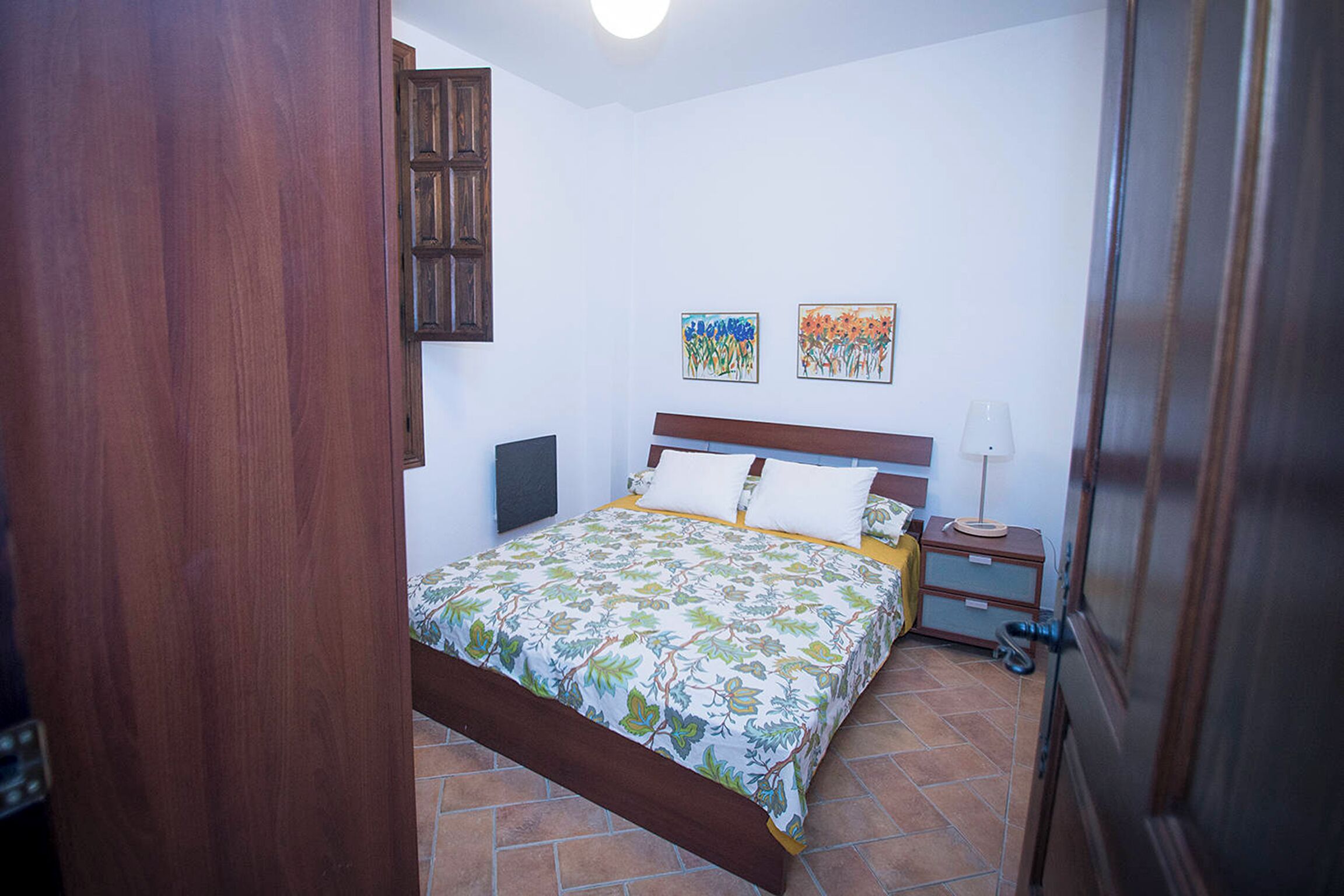3 dormitorios, tabla de planchar con plancha, wifi y ropa de cama