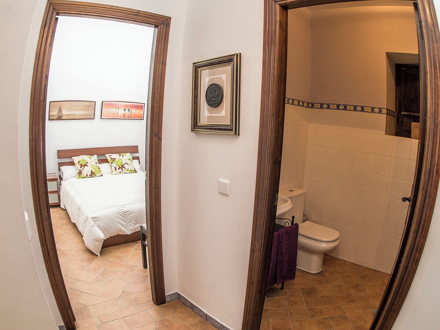 4 chambres, fer et planche à repasser, Wi-Fi, draps fournis