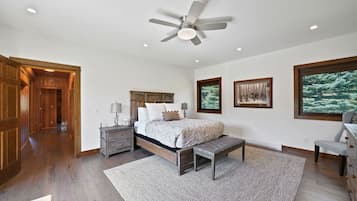 3 chambres, bureau, Wi-Fi, literie fournie