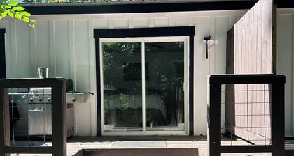 Adorable 3-bedroom experience on Lake Hartwell with great access to nature