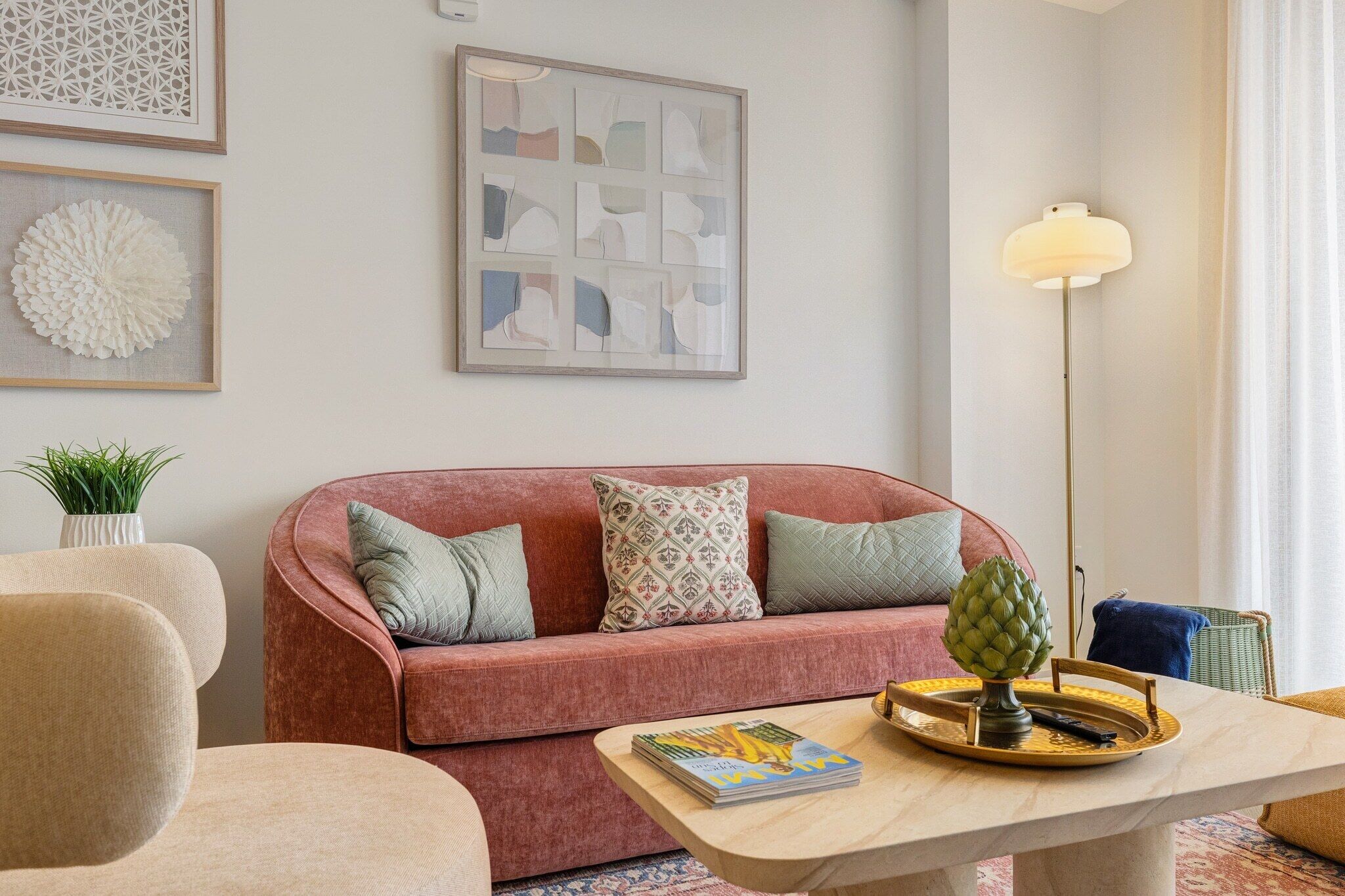 Family Apartment, Balcony, City View | Living area
