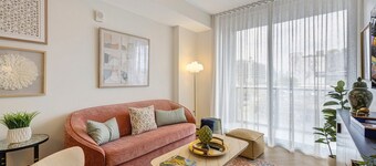 1BR 1BA Miami Apt Pool Ocean Views Idea