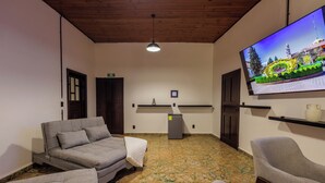 Superior Room | Living room