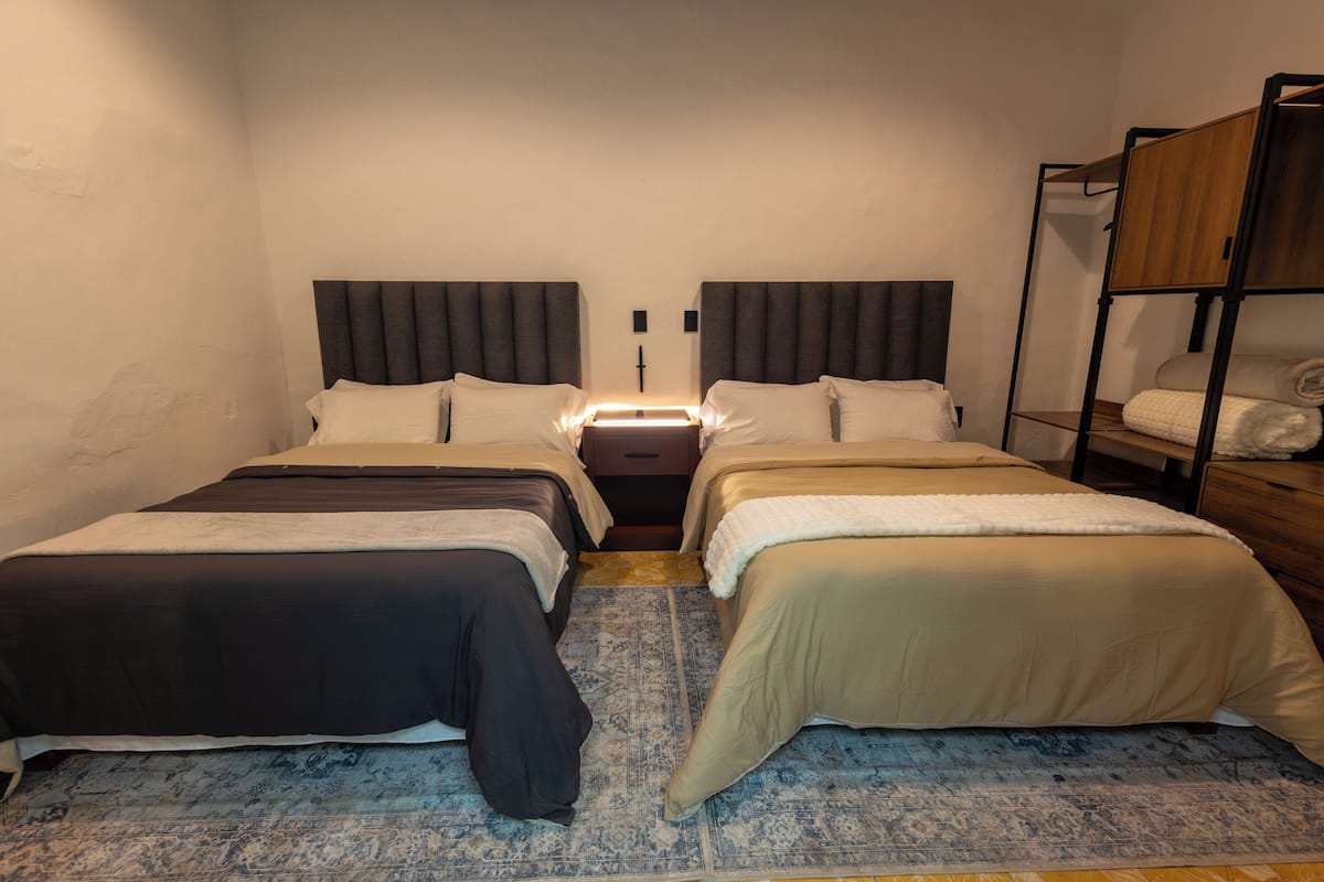 Standard Double Room | WiFi (free), bed sheets